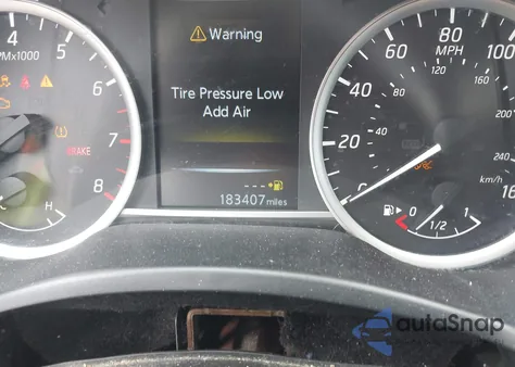 2018 Nissan Sentra S из США, поврежденный, VIN 3N1AB7AP2JY299858